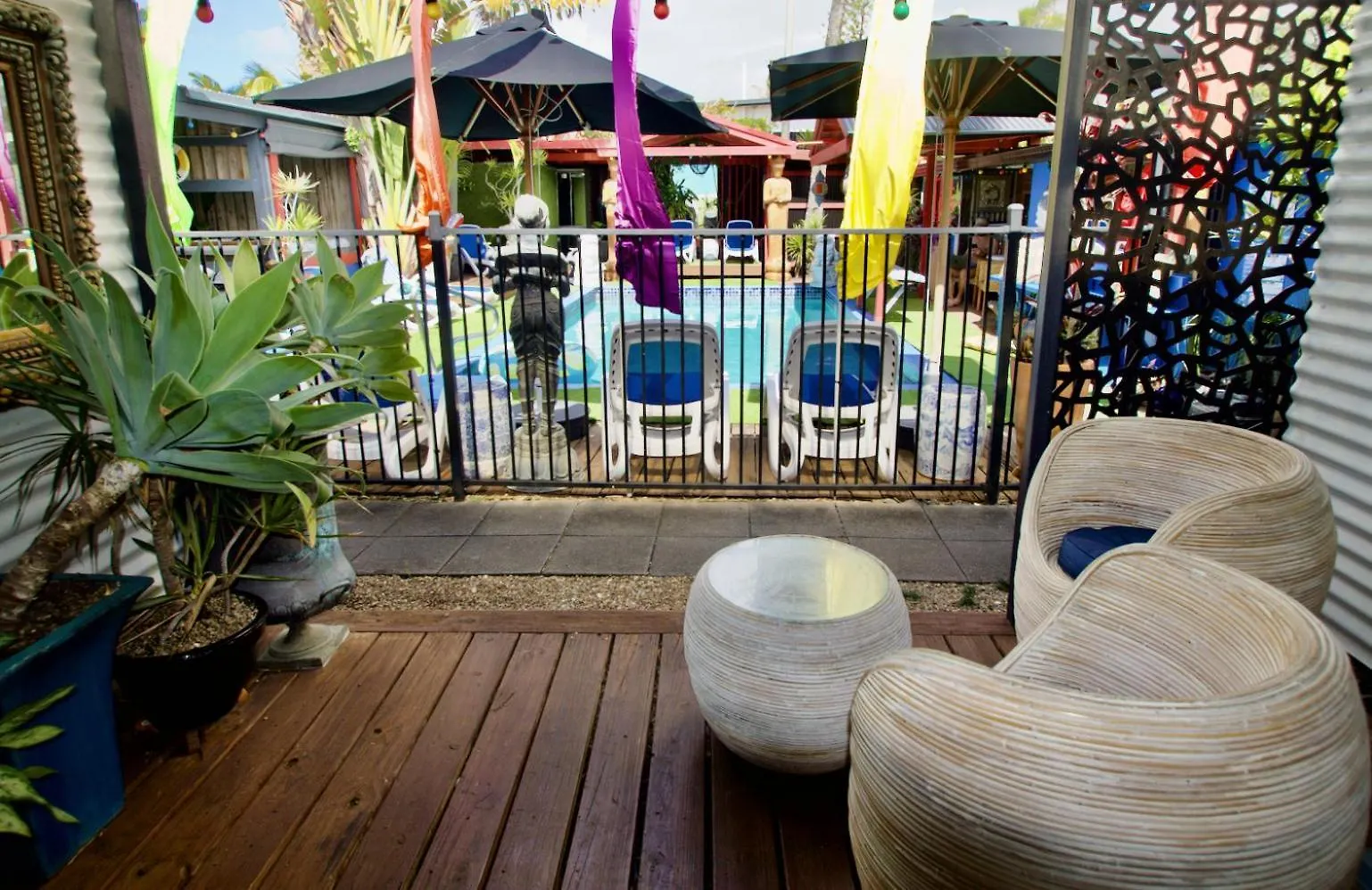 Hideaway Noosa Men Only Beach Resort Praia Peregian